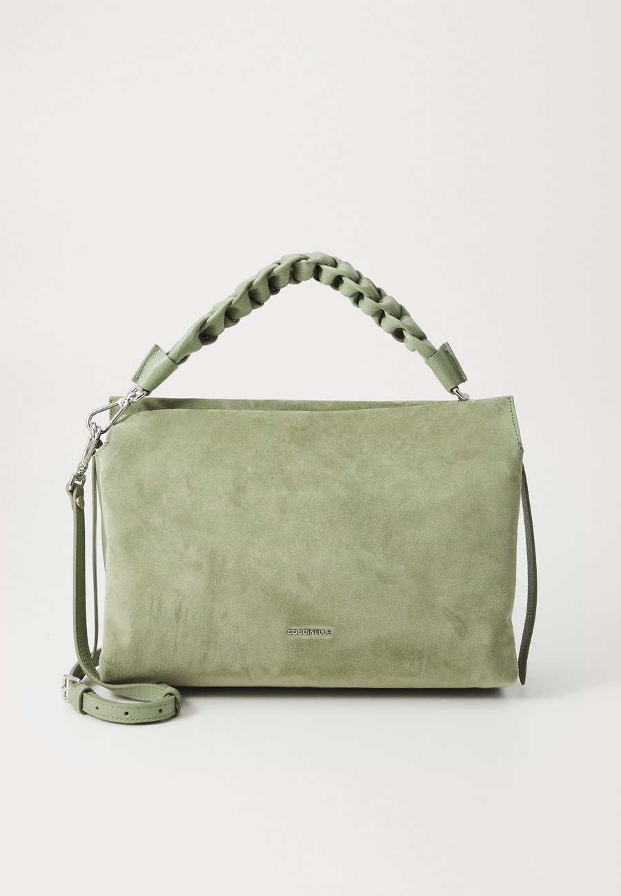 Сумка Coccinelle BOHEME, Greenery/Greene/Green
Сумка Coccinelle BOHEME, Greenery/Greene/Green