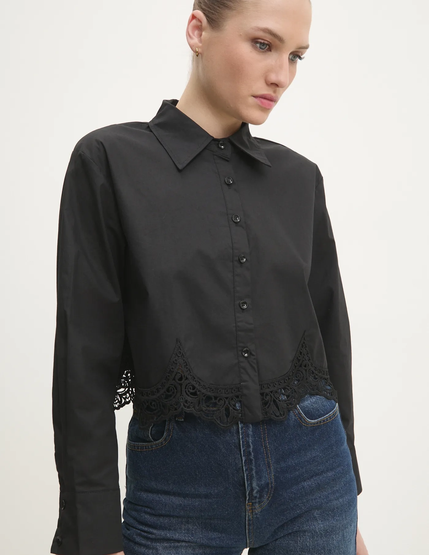 Хлопковая рубашка Answear Lab, черный
Хлопковая рубашка Answear Lab, черный