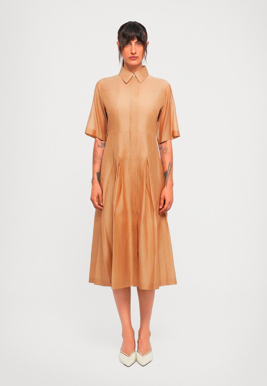 Платье Marella FOGGIA, Cammello/Camel
Платье Marella FOGGIA, Cammello/Camel