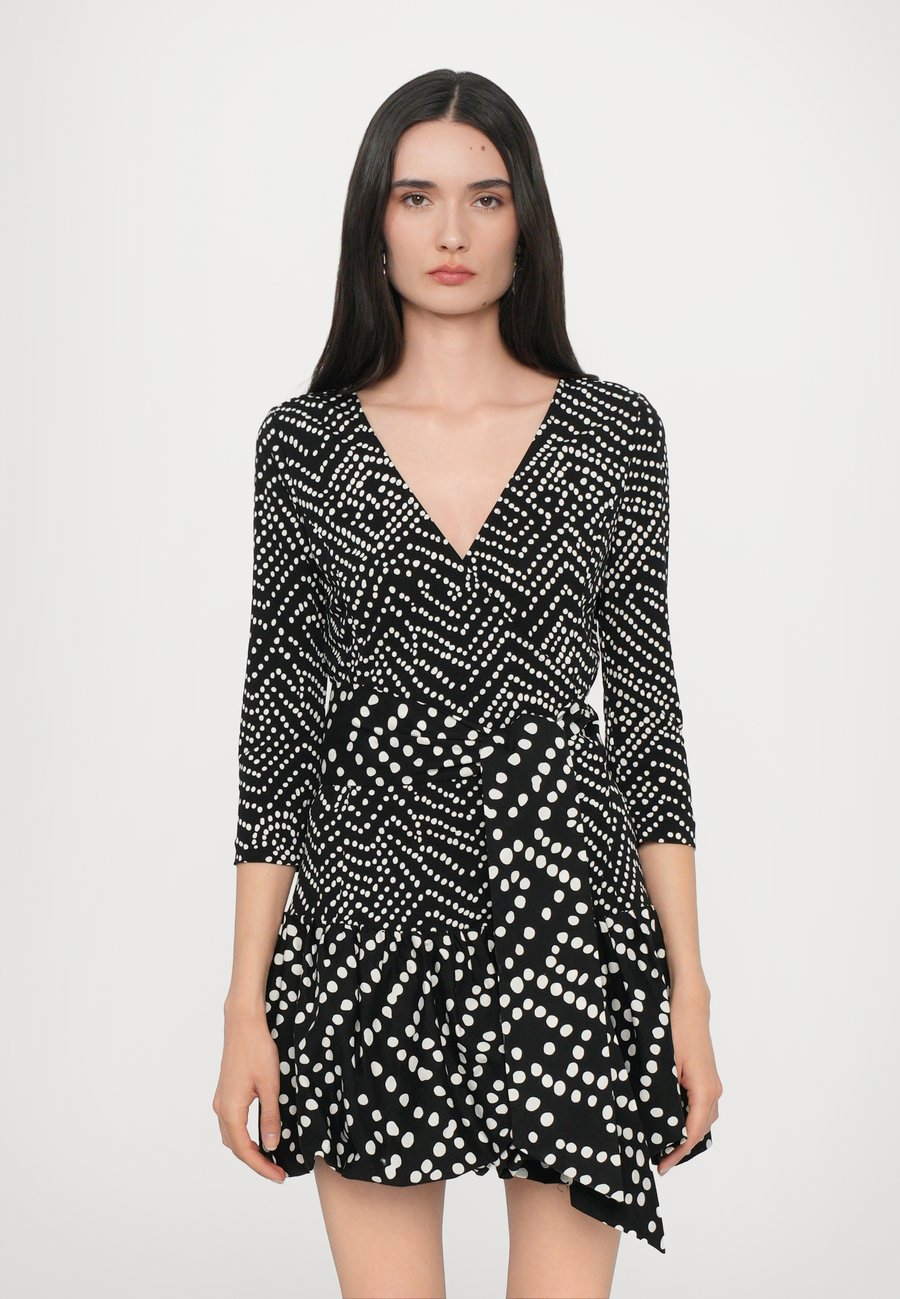 Платье Diane von Furstenberg HEATHER DRESS, Bakit Black/Black
Платье Diane von Furstenberg HEATHER DRESS, Bakit Black/Black
