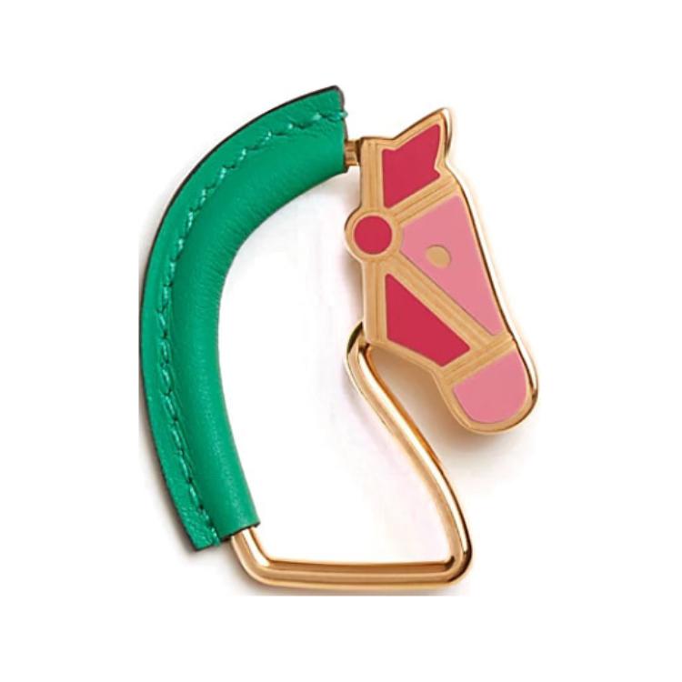 HERMES Брошь из телячьей кожи унисекс green
HERMES Брошь из телячьей кожи унисекс green