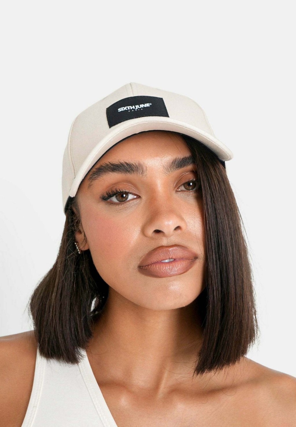 Бейсболка PATCH Sixth June, бежевый
Бейсболка PATCH Sixth June, бежевый