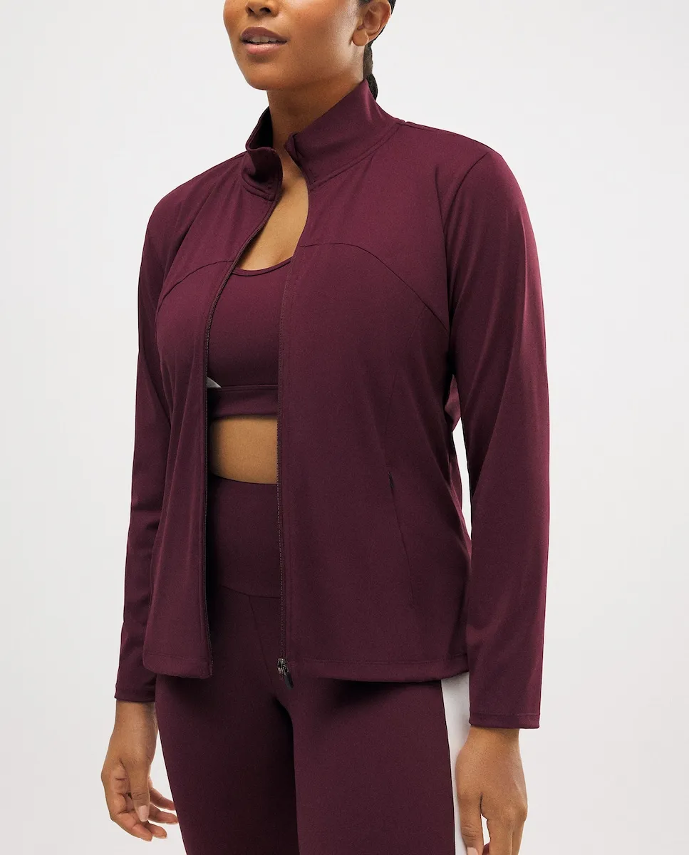 Обтягивающая спортивная куртка дышащая YSABEL MORA Ysabel Mora, фиолетовый
Обтягивающая спортивная куртка дышащая YSABEL MORA Ysabel Mora, фиолетовый