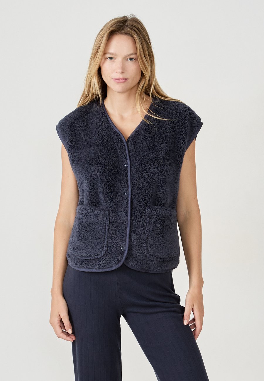 Пижамный топ Etam BRIDGET, Dark Blue
Пижамный топ Etam BRIDGET, Dark Blue