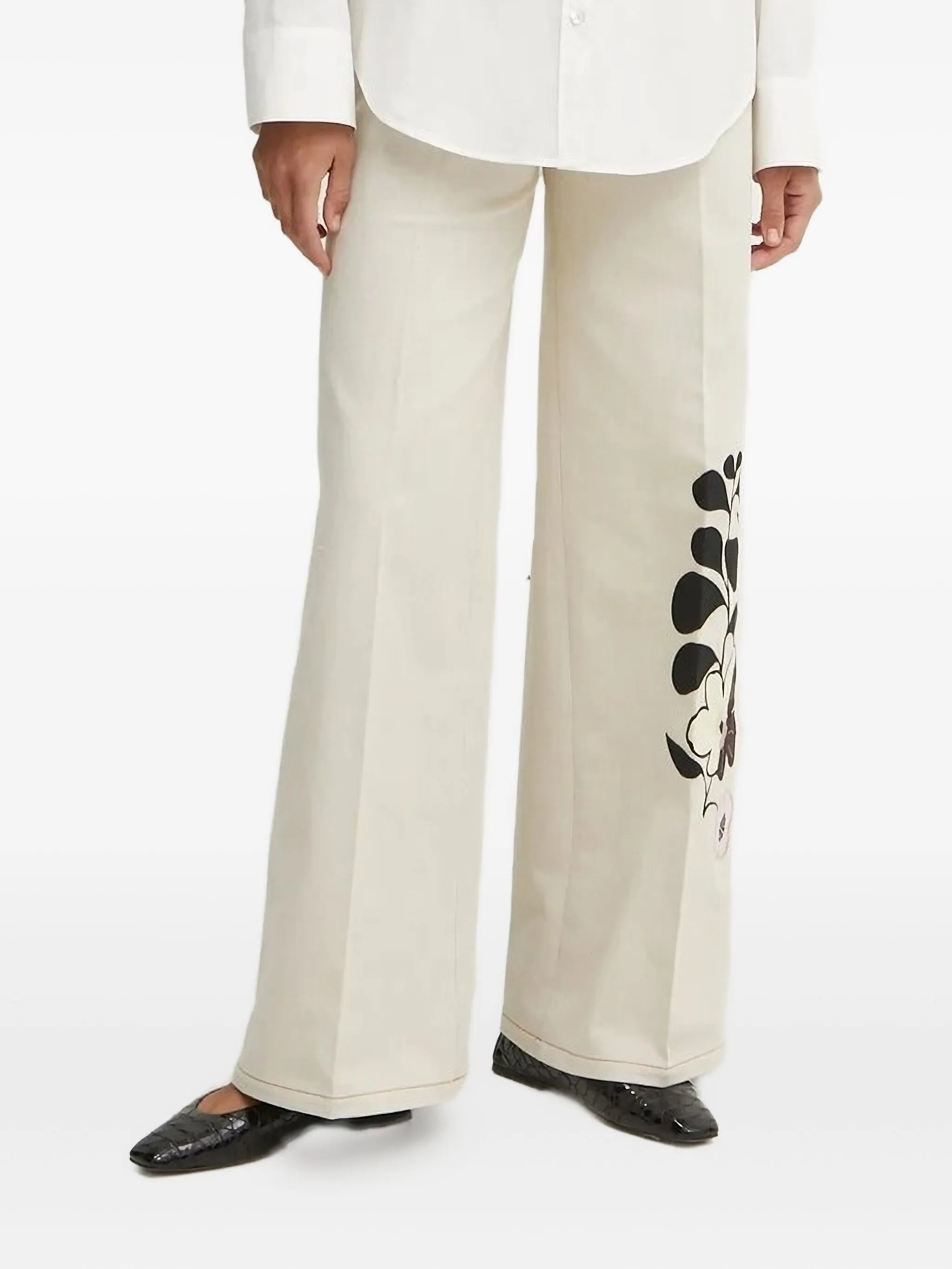 Брюки широкого кроя с цветочной вышивкой Forte Forte, белый
Брюки широкого кроя с цветочной вышивкой Forte Forte, белый