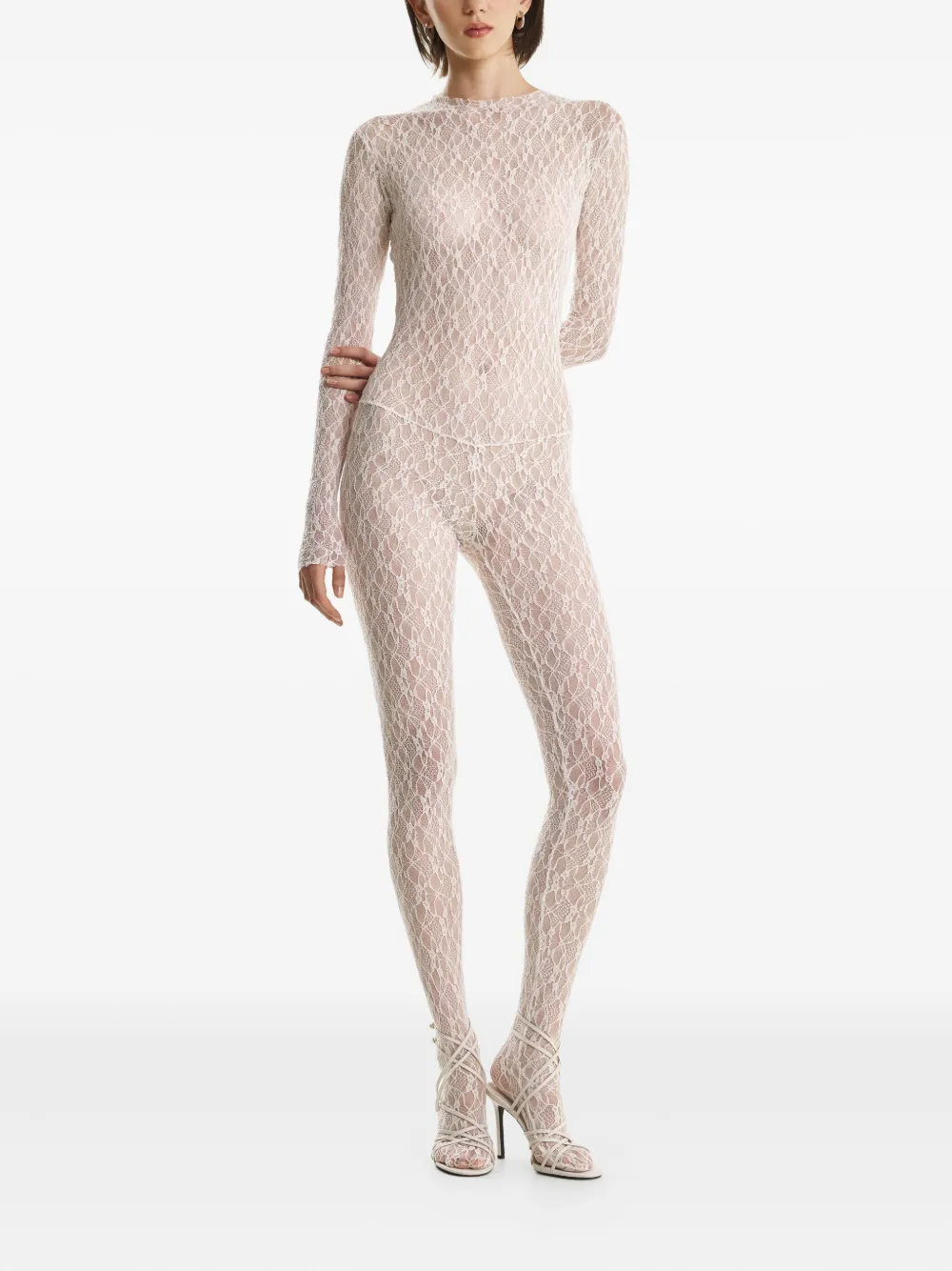 Комбинезон с узором и длинными рукавами 2310 STUDIO, белый
Комбинезон с узором и длинными рукавами 2310 STUDIO, белый