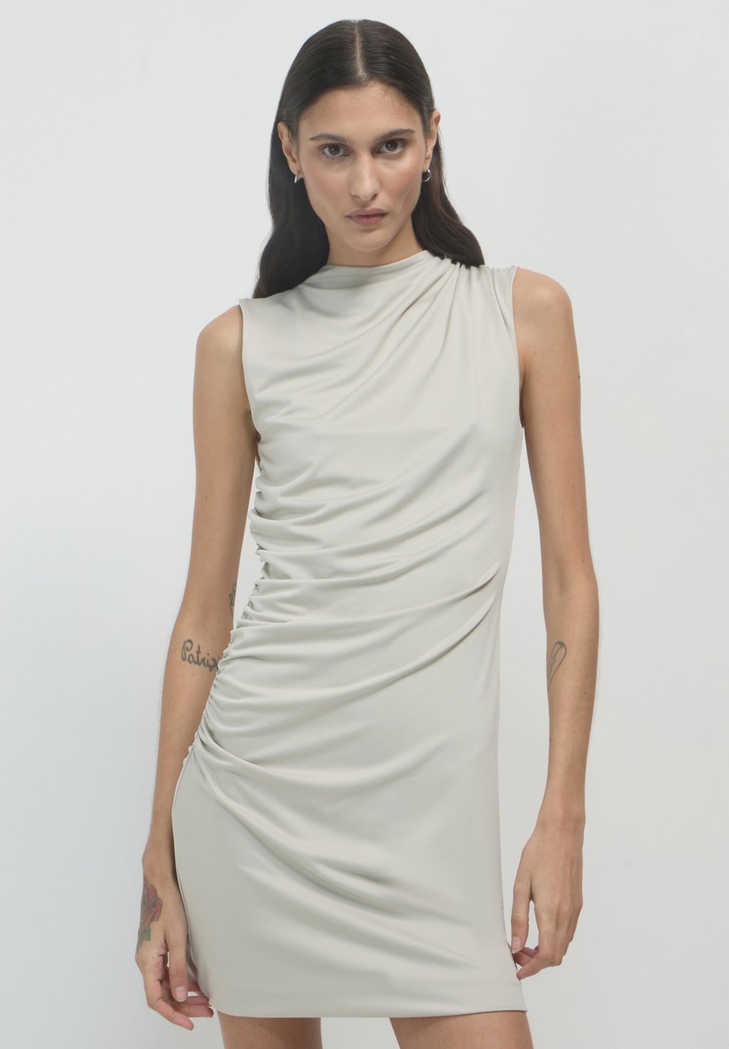 Платье-футляр CORTO ARRICCIO Calliope, экрю
Платье-футляр CORTO ARRICCIO Calliope, экрю