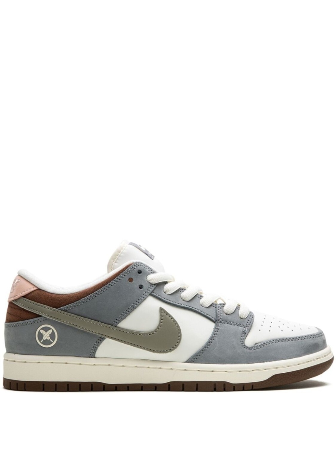 Кроссовки SB Dunk Low из коллаборации с Yuto Horigome Nike, серый
Кроссовки SB Dunk Low из коллаборации с Yuto Horigome Nike, серый