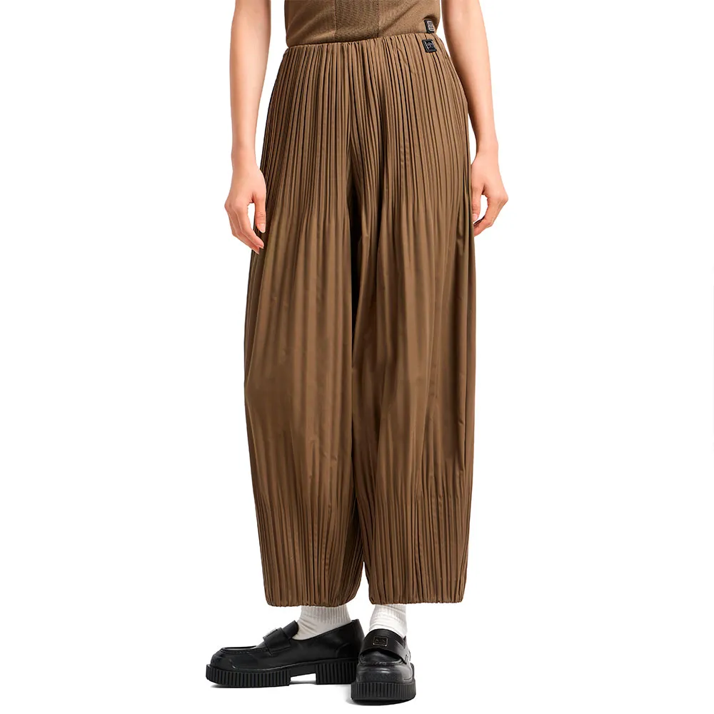 Брюки Armani Exchange XW000151_AF10843, коричневый
Брюки Armani Exchange XW000151_AF10843, коричневый