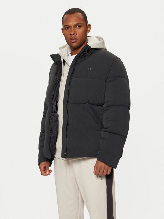 Пуховик стандартного кроя Champion, черный
Пуховик стандартного кроя Champion, черный