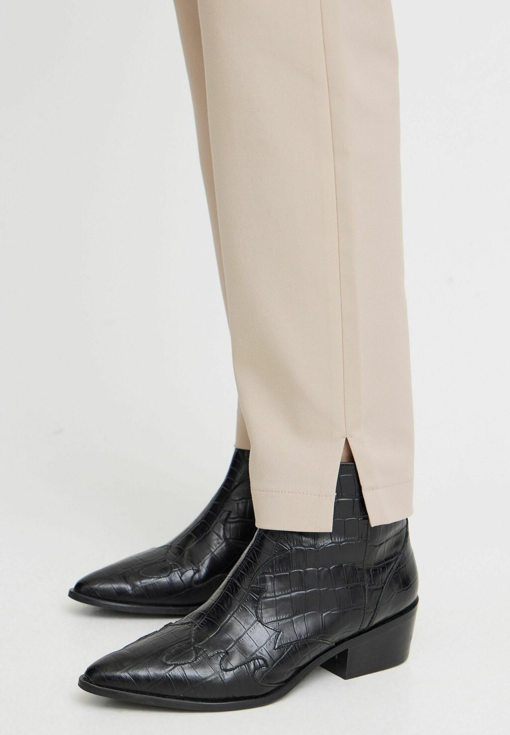 Чиносы BINDY PULZ, серый
Чиносы BINDY PULZ, серый