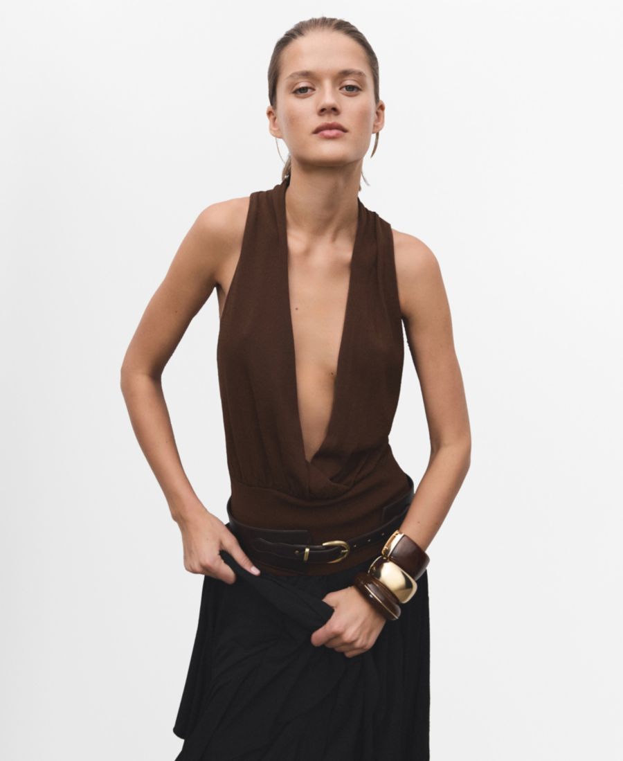 Женская вязаная блузка с V-образным вырезом MANGO, Brown
Женская вязаная блузка с V-образным вырезом MANGO, Brown