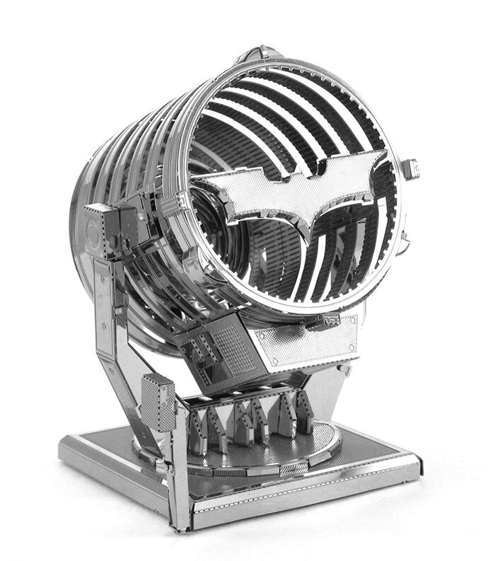 Металлическая Земля, сборочная модель сигнала летучей мыши Бэтмена Metal Earth
Металлическая Земля, сборочная модель сигнала летучей мыши Бэтмена Metal Earth