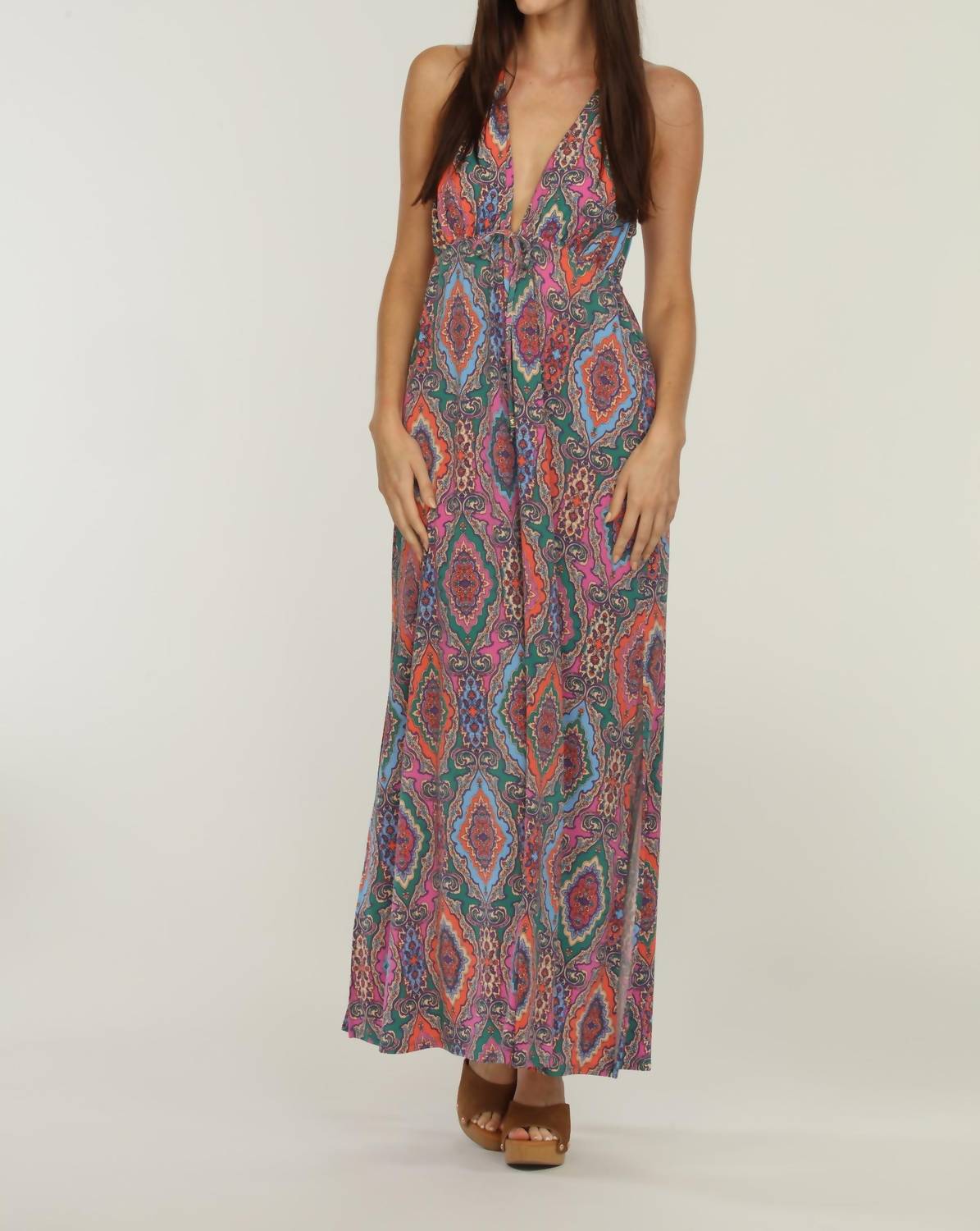Платье макси Oriana Paisley Racerback в разноцветном цвете Veronica M, мультиколор
Платье макси Oriana Paisley Racerback в разноцветном цвете Veronica M, мультиколор