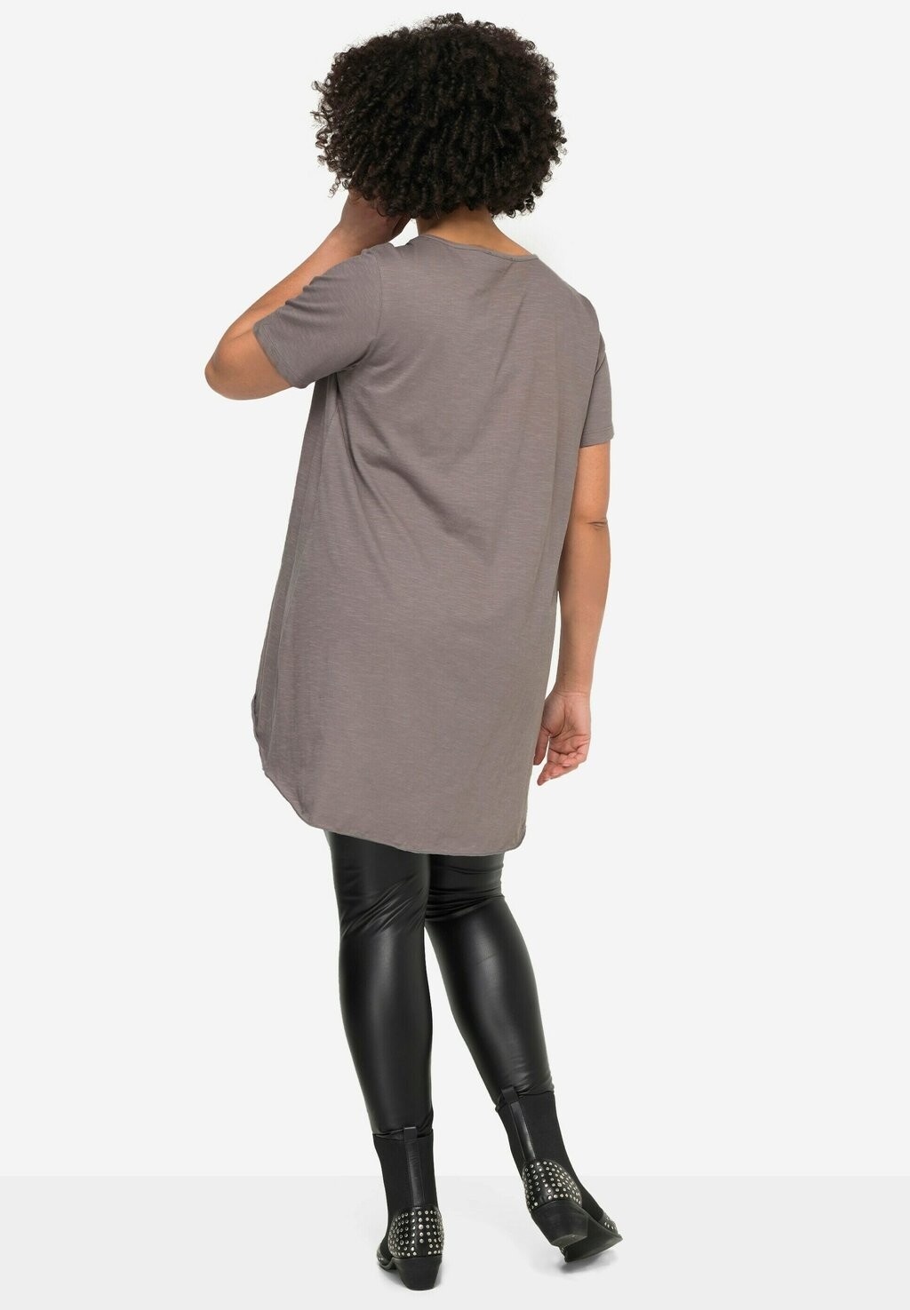 Базовая футболка RUNDHALS GERUNDETER Angel of Style, серый
Базовая футболка RUNDHALS GERUNDETER Angel of Style, серый