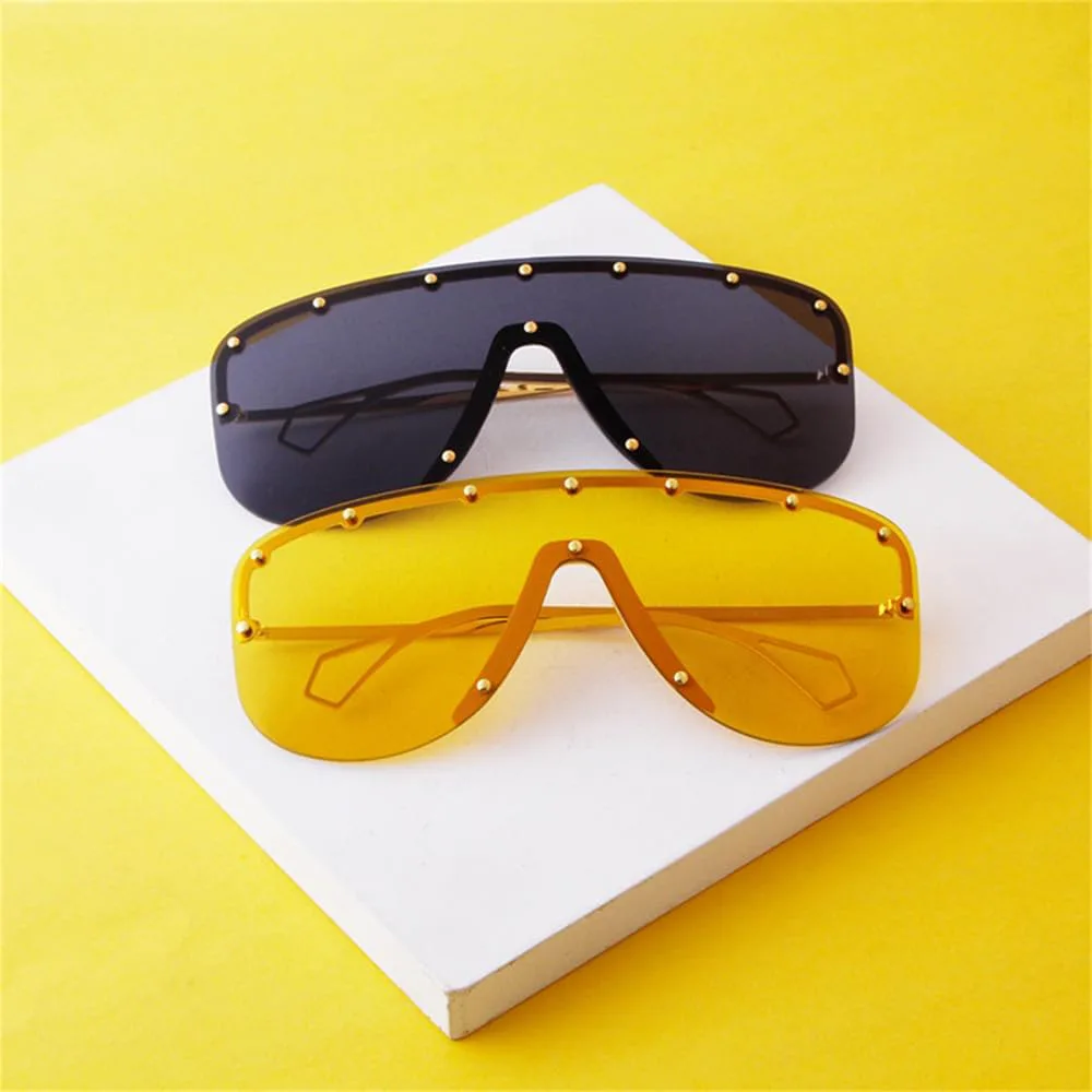 Женские солнцезащитные очки большого размера с заклепками, линзы в крупной оправе, мужские солнцезащитные очки с защитой от УФ-излучения UV400 MTZJH, C1 Gray
Женские солнцезащитные очки большого размера с заклепками, линзы в крупной оправе, мужские солнцезащитные очки с защитой от УФ-излучения UV400 MTZJH, C1 Gray