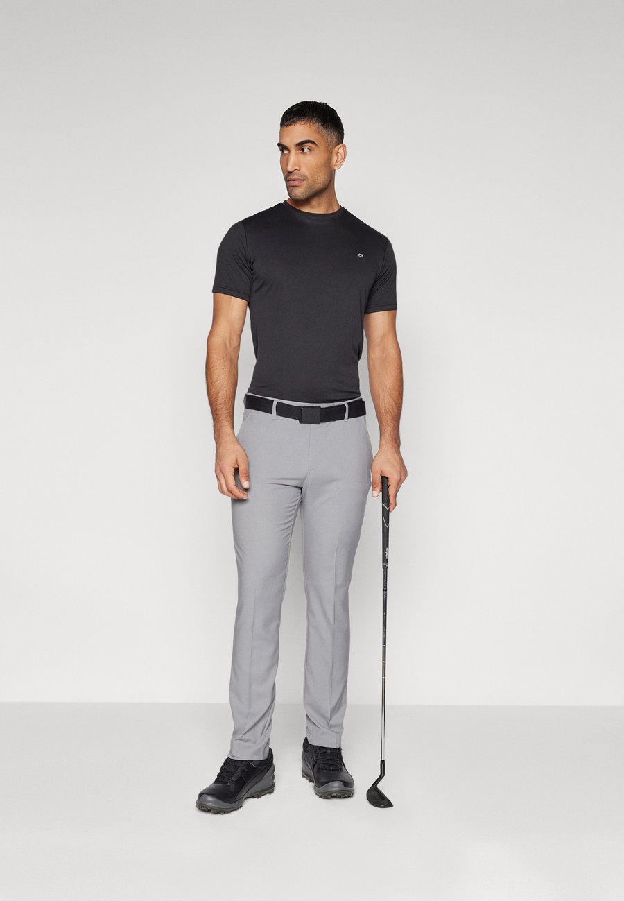 Футболка Calvin Klein Golf TEE CLASSIC 2 PACK, Black, Черный, Футболка Calvin Klein Golf TEE CLASSIC 2 PACK, Black
Футболка Calvin Klein Golf TEE CLASSIC 2 PACK, Black, Черный, Футболка Calvin Klein Golf TEE CLASSIC 2 PACK, Black