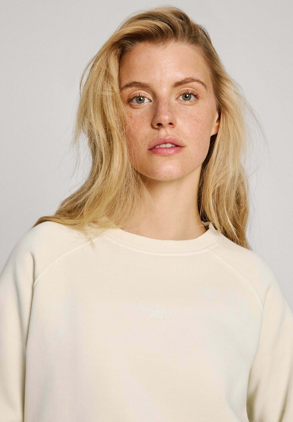 Толстовка FELICITY Pepe Jeans, кремовый
Толстовка FELICITY Pepe Jeans, кремовый