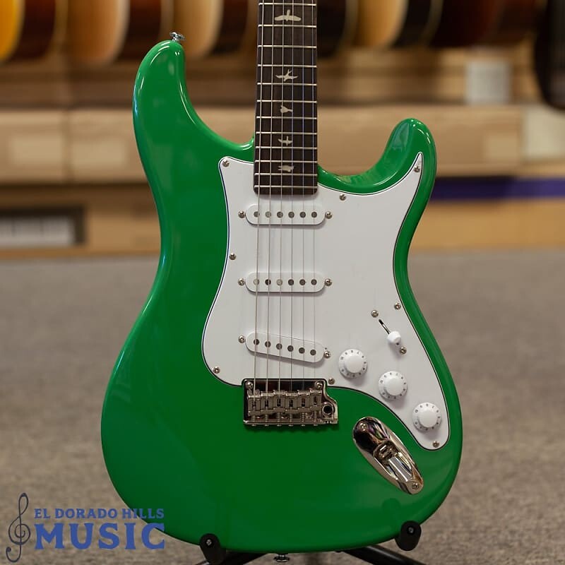 Электрогитара PRS SE Silver Sky Ever Green w/ Gig Bag
Электрогитара PRS SE Silver Sky Ever Green w/ Gig Bag