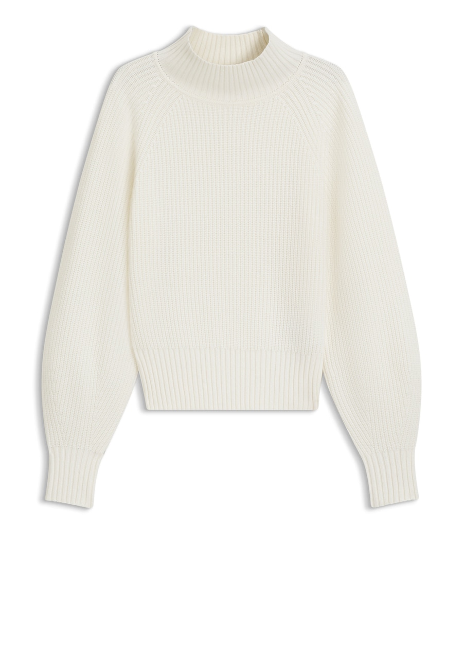 Свитер HUGO Sorellasio, от белого
Свитер HUGO Sorellasio, от белого