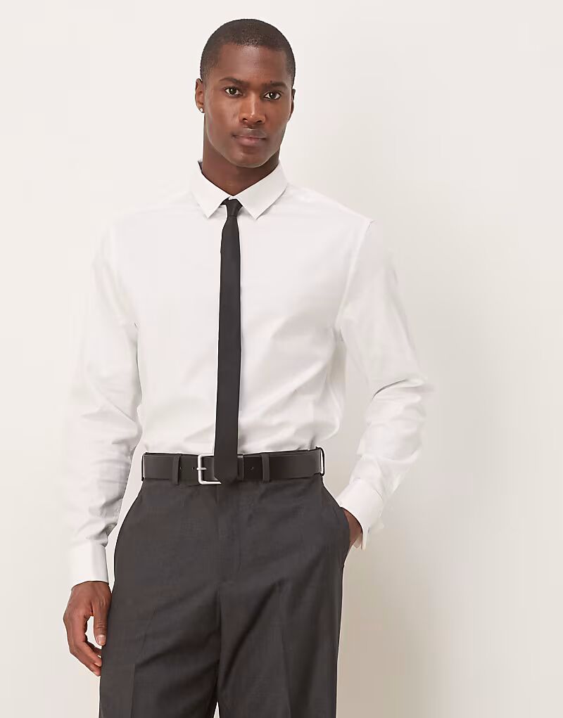 ASOS DESIGN формальная рубашка из легкого в уходе твила с двойными манжетами белого цвета
ASOS DESIGN формальная рубашка из легкого в уходе твила с двойными манжетами белого цвета