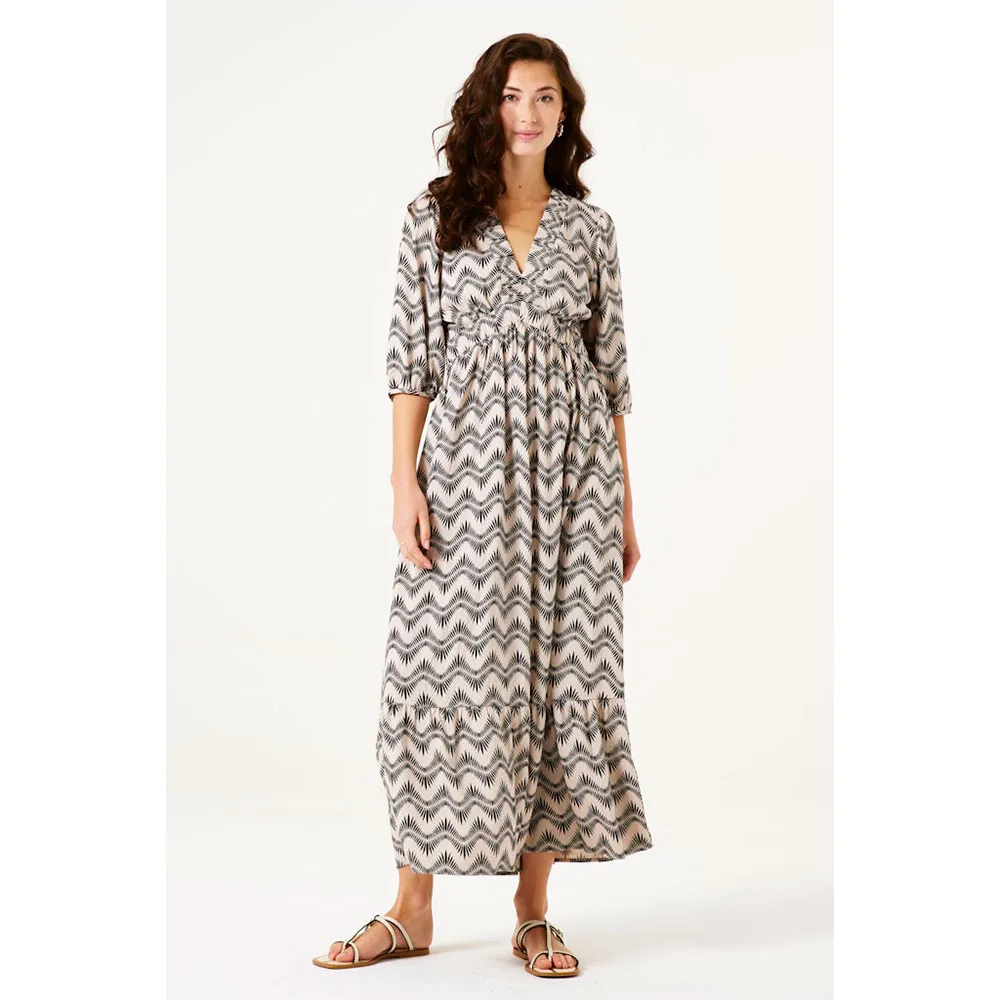 Платье с коротким рукавом Garcia D50082, бежевый
Платье с коротким рукавом Garcia D50082, бежевый