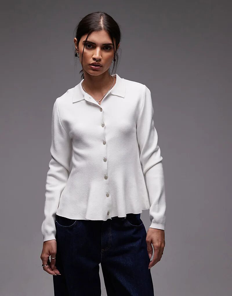 Премиальный вязаный кардиган ASOS DESIGN со скульптурным подолом серого цвета
Премиальный вязаный кардиган ASOS DESIGN со скульптурным подолом серого цвета