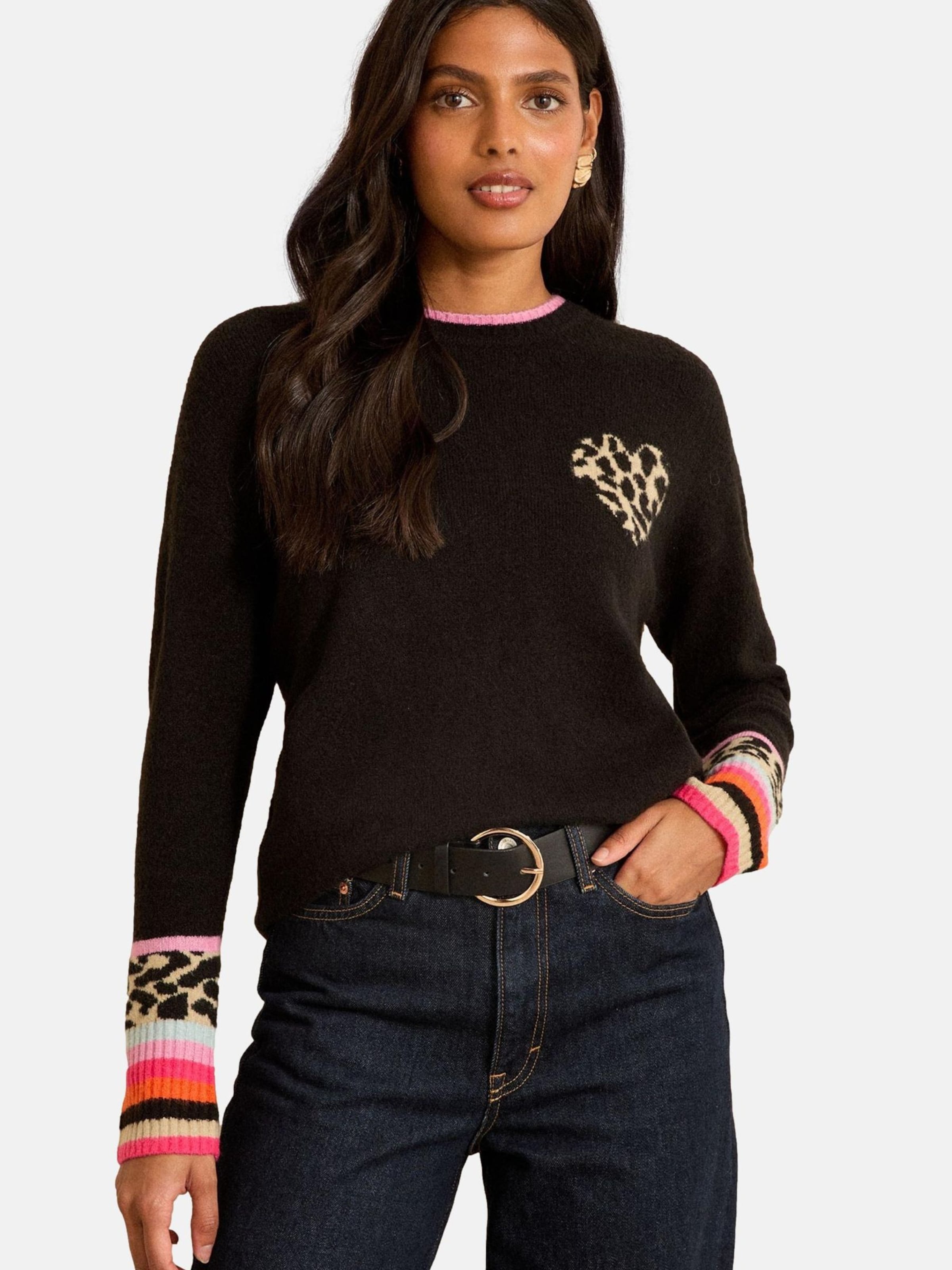 Love & roses Свитер в черном цвете
Love & roses Свитер в черном цвете