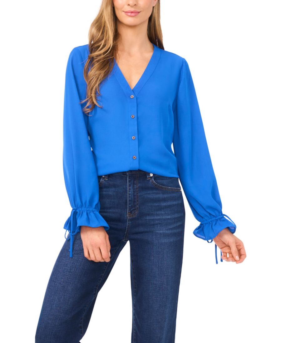 Женская блузка с V-образным вырезом, на пуговицах, кружевной отделкой CeCe, Cobalt Petal
Женская блузка с V-образным вырезом, на пуговицах, кружевной отделкой CeCe, Cobalt Petal