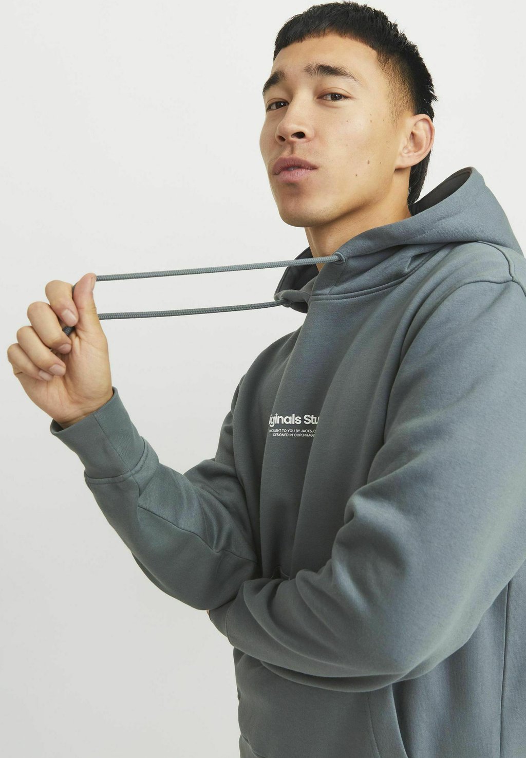 Толстовка с капюшоном JORVESTERBRO NOOS Jack & Jones, сине-серый
Толстовка с капюшоном JORVESTERBRO NOOS Jack & Jones, сине-серый