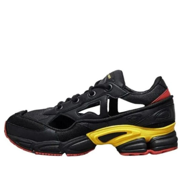 Кроссовки raf simons x ozweego replicant 'belgium' Adidas, мультиколор
Кроссовки raf simons x ozweego replicant 'belgium' Adidas, мультиколор