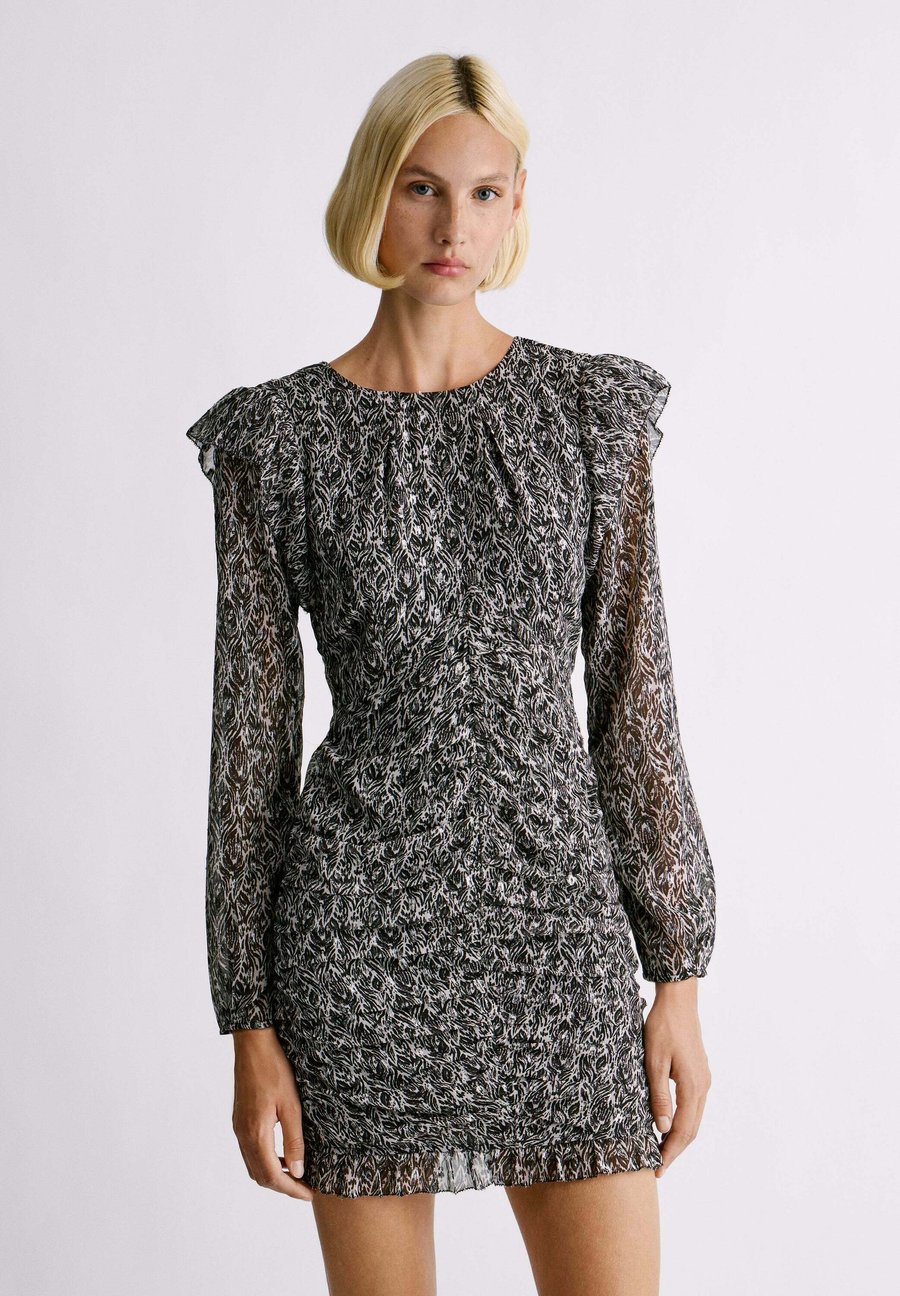 Платье Pepe Jeans W11 LEVETTA , Black
Платье Pepe Jeans W11 LEVETTA , Black