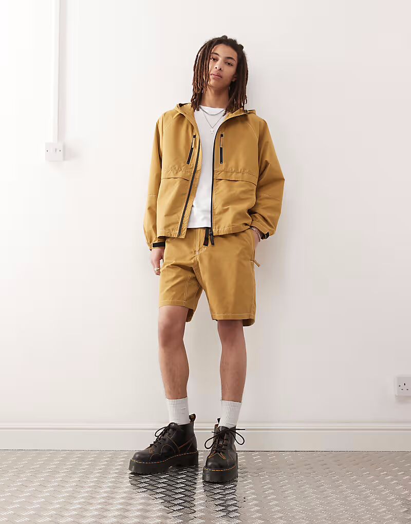 Светло-коричневая координированная куртка с капюшоном Gramicci sonora, Коричневый, Светло-коричневая координированная куртка с капюшоном Gramicci sonora
Светло-коричневая координированная куртка с капюшоном Gramicci sonora, Коричневый, Светло-коричневая координированная куртка с капюшоном Gramicci sonora