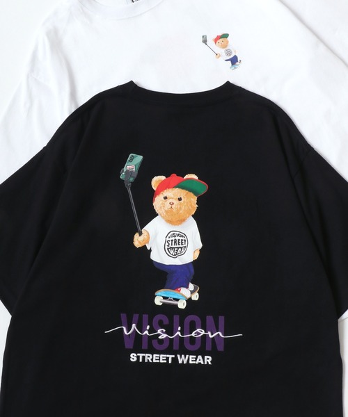 Футболка с коротким рукавом, увеличенным принтом спереди и сзади, вышитым логотипом VISION STREET WEAR, черный
Футболка с коротким рукавом, увеличенным принтом спереди и сзади, вышитым логотипом VISION STREET WEAR, черный