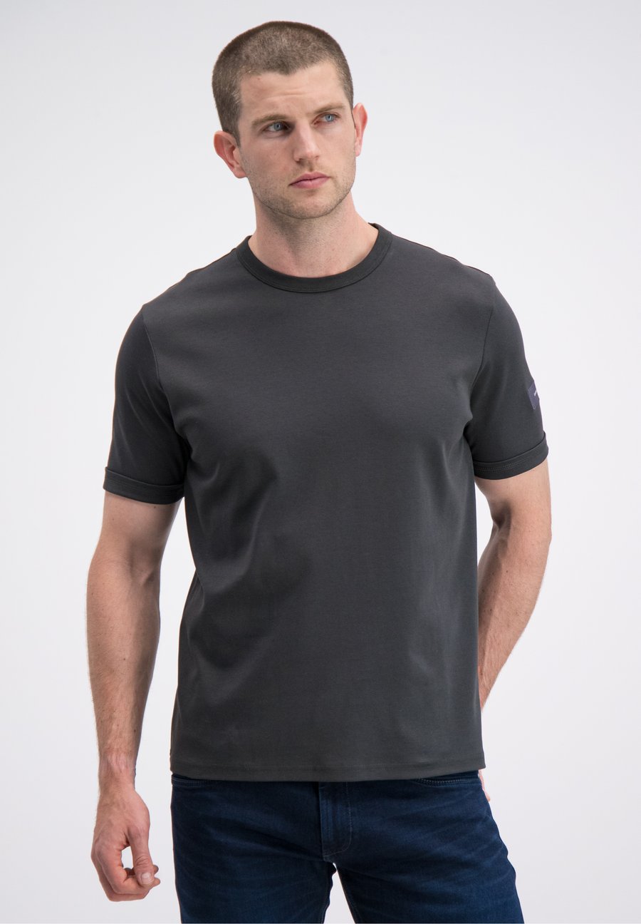 Футболка Gabbiano DAN, Night Shade/Dark Grey, Серый, Футболка Gabbiano DAN, Night Shade/Dark Grey
Футболка Gabbiano DAN, Night Shade/Dark Grey, Серый, Футболка Gabbiano DAN, Night Shade/Dark Grey