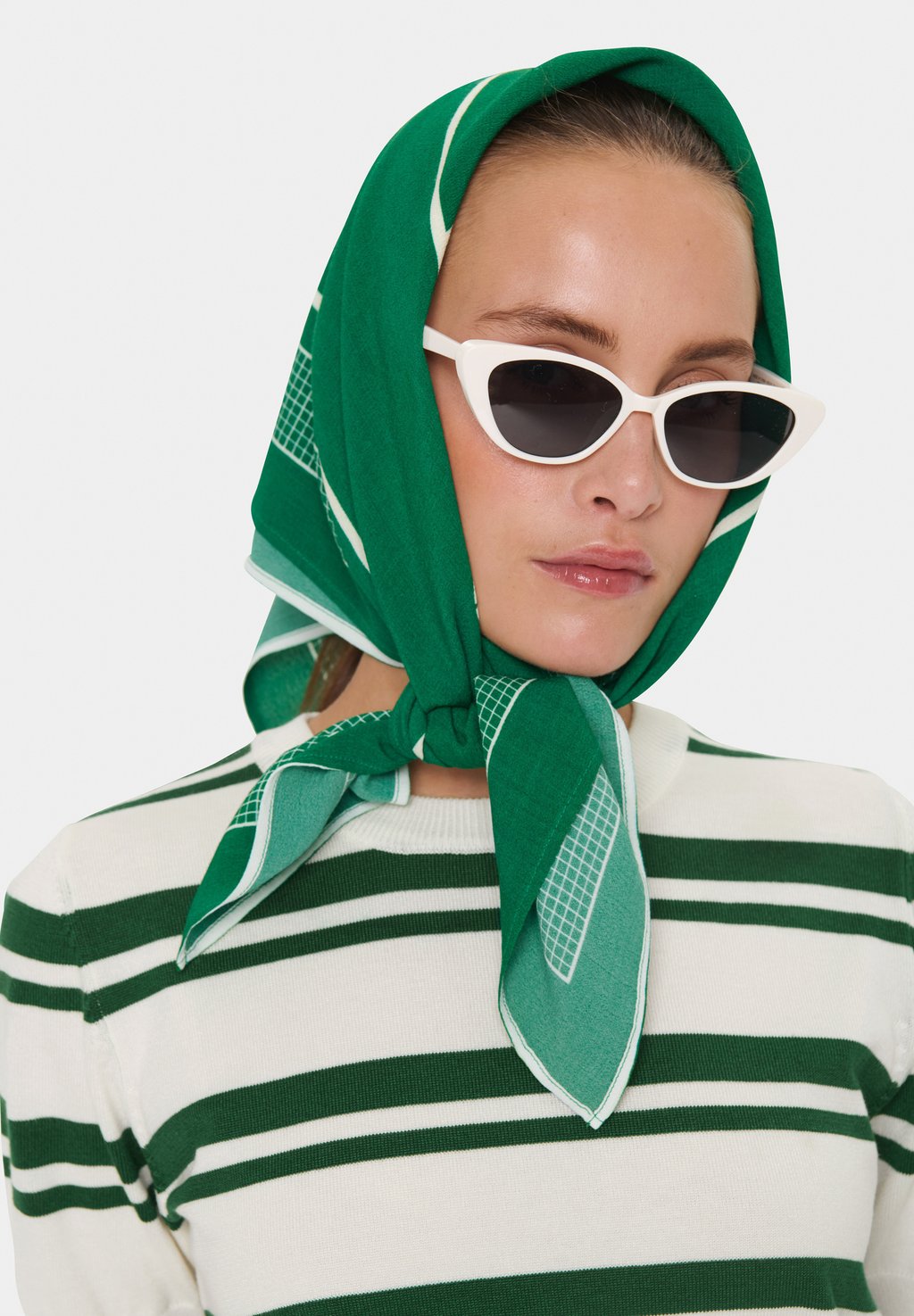 Шарф Saint Tropez, зеленый
Шарф Saint Tropez, зеленый