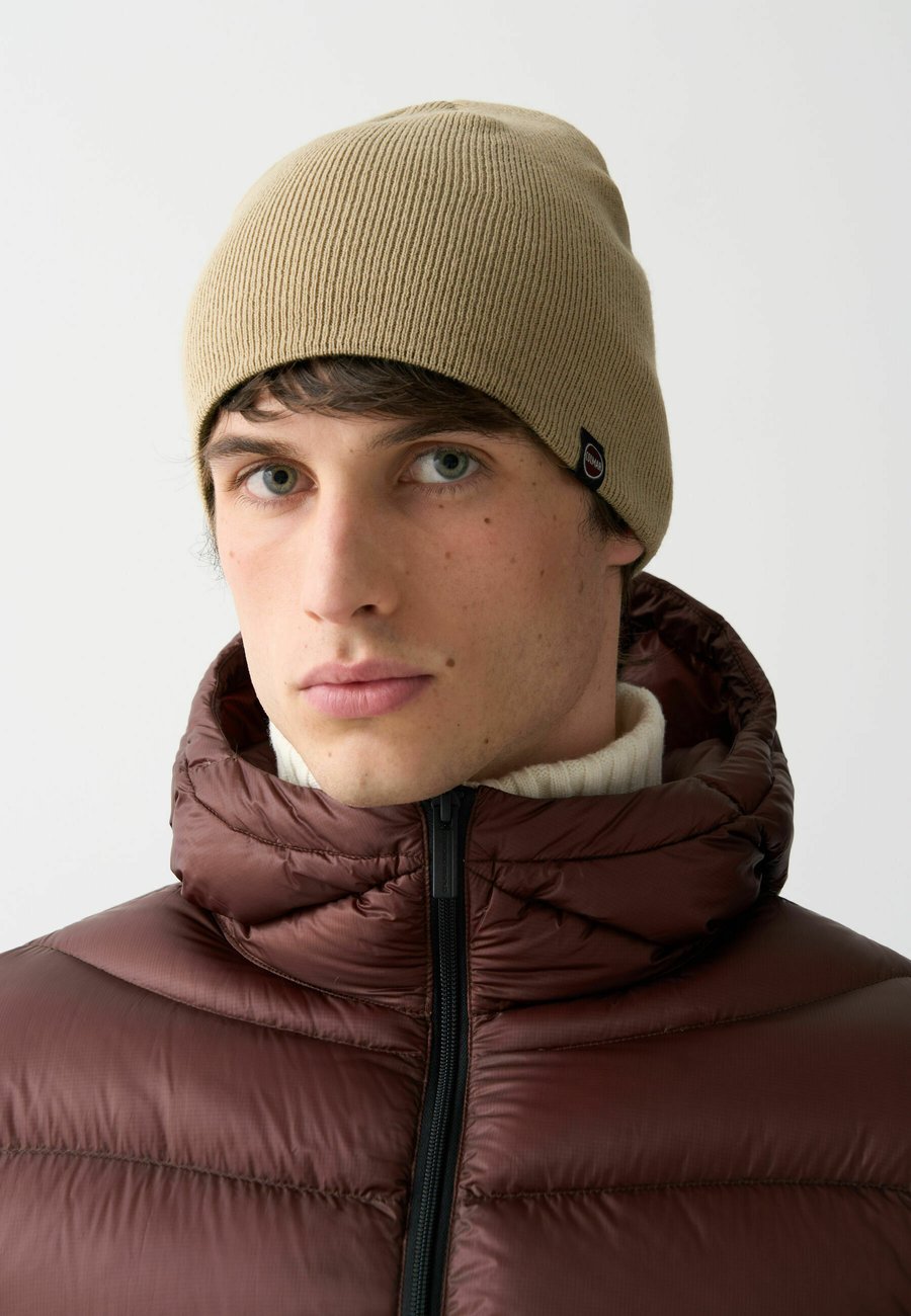 Шапка Colmar Originals UNISEX, Beige
Шапка Colmar Originals UNISEX, Beige