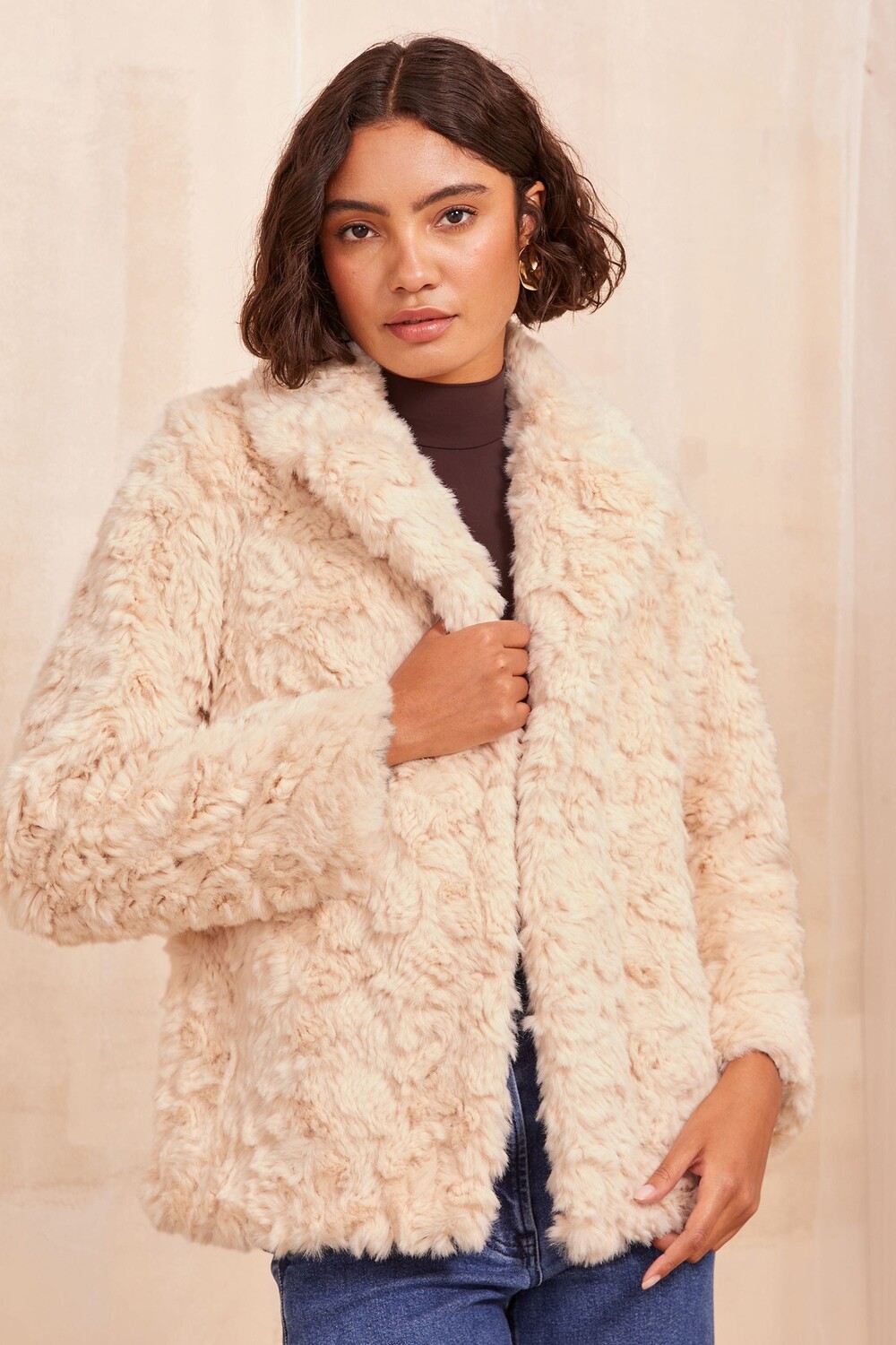 Фактурная искусственная шуба Friends Like These, бежевый
Фактурная искусственная шуба Friends Like These, бежевый