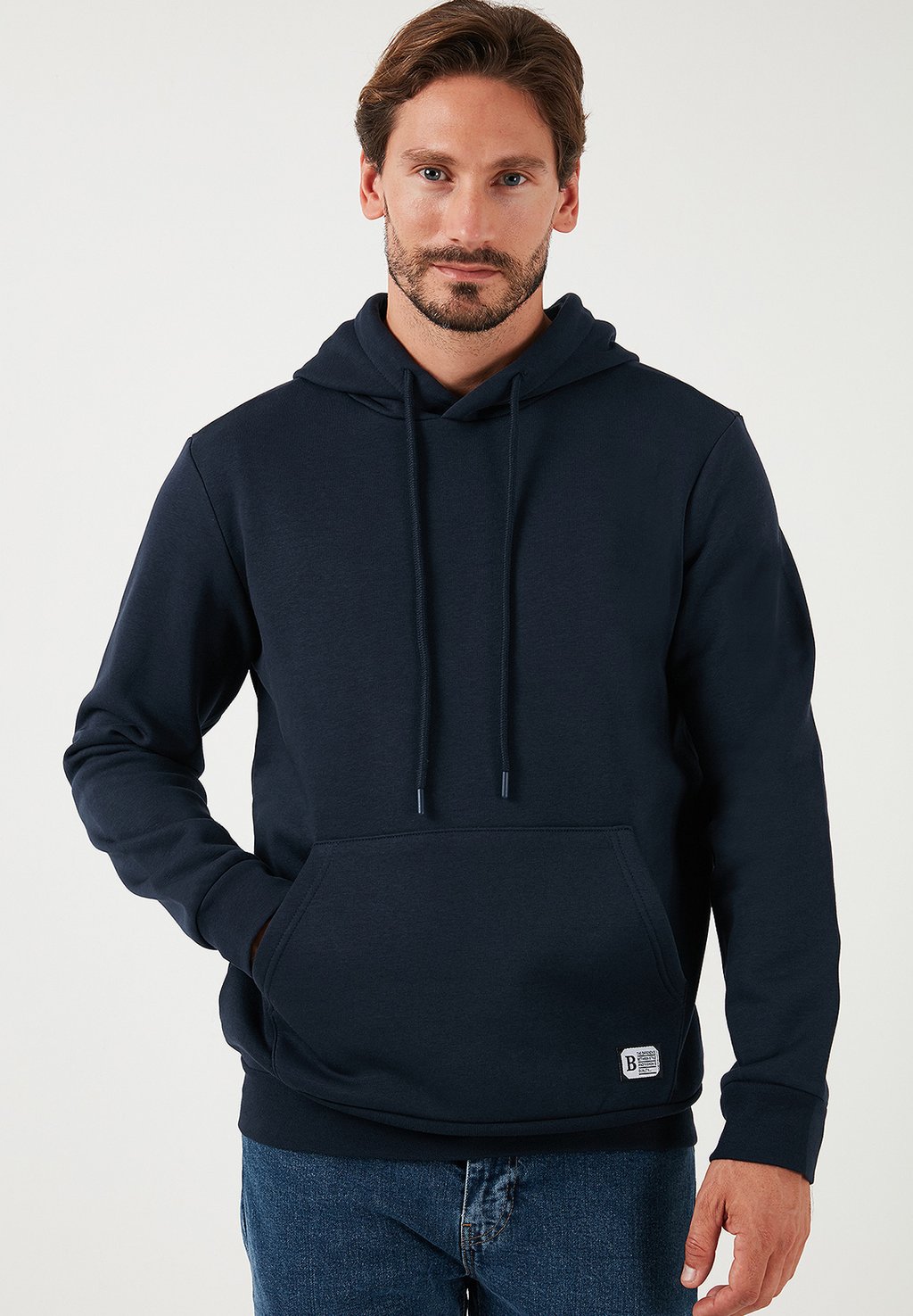 Толстовка с капюшоном REGULAR FIT Buratti, темно-синий
Толстовка с капюшоном REGULAR FIT Buratti, темно-синий