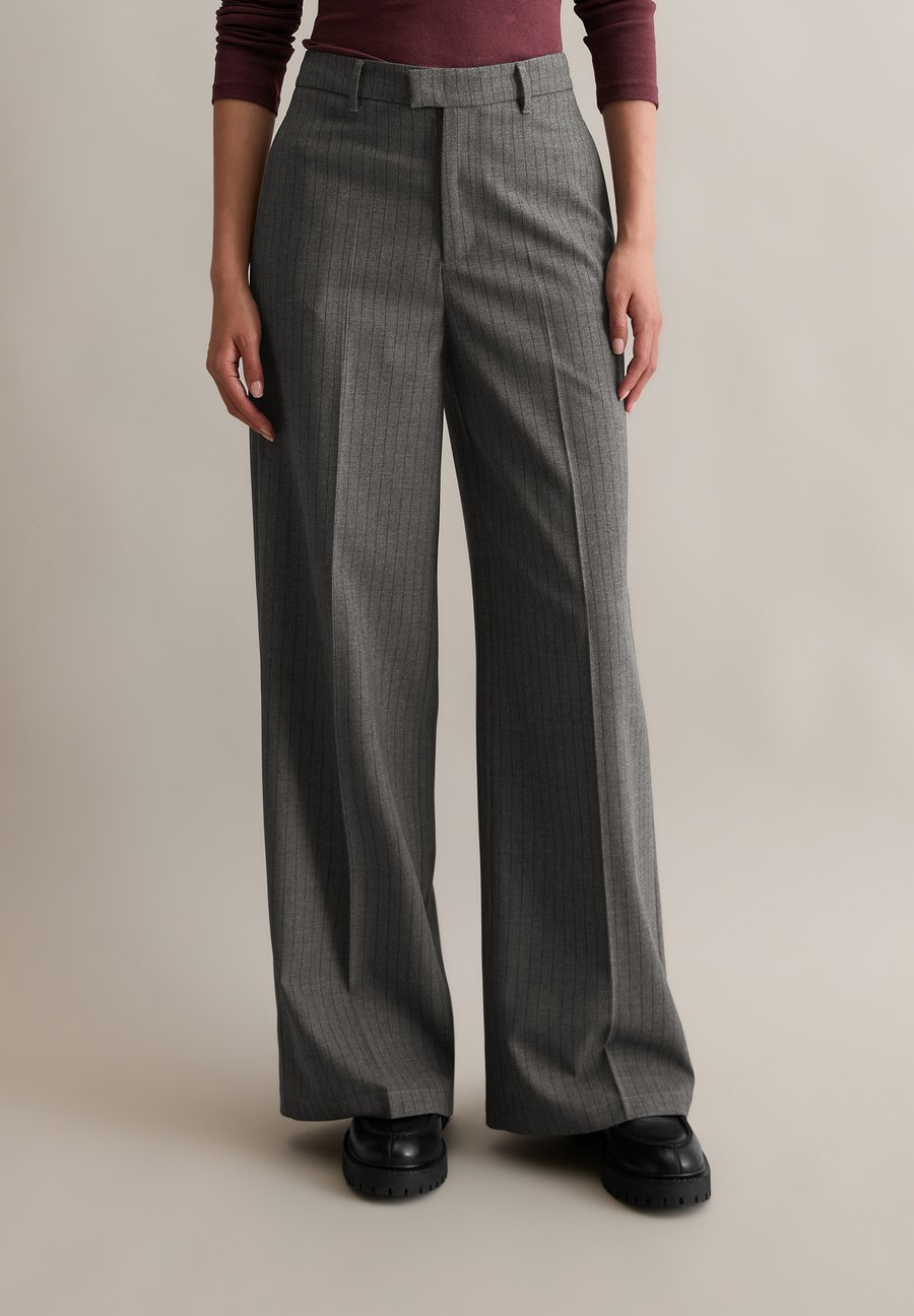 Брюки Marc O'Polo DENIM PINSTRIPE, Medium Grey Multi/Grey
Брюки Marc O'Polo DENIM PINSTRIPE, Medium Grey Multi/Grey