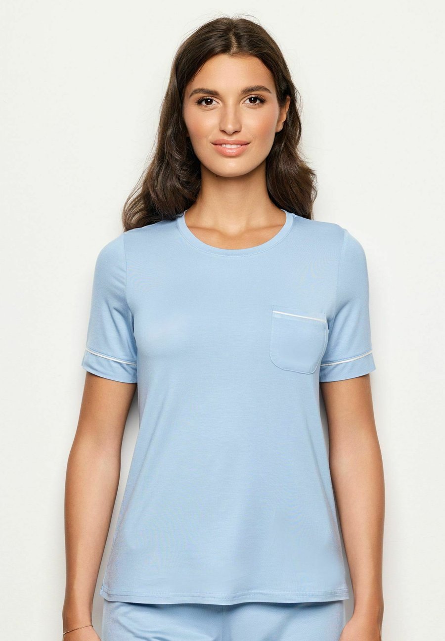 Пижамный топ Yamamay Pyjama top, Turquoise Plain/Light Blue
Пижамный топ Yamamay Pyjama top, Turquoise Plain/Light Blue