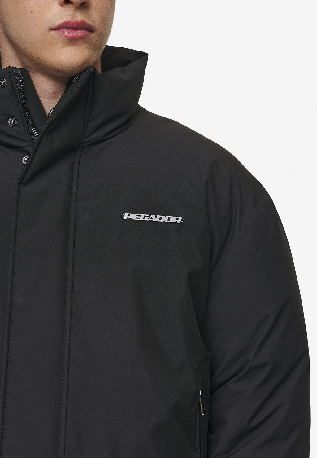 Зимняя куртка LAVOY BOXY PUFFER Pegador, черный
Зимняя куртка LAVOY BOXY PUFFER Pegador, черный