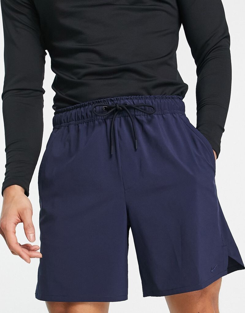 Темно-синие ультралегкие 7-дюймовые шорты из ткани Nike Training Dri-FIT Unlimited
Темно-синие ультралегкие 7-дюймовые шорты из ткани Nike Training Dri-FIT Unlimited