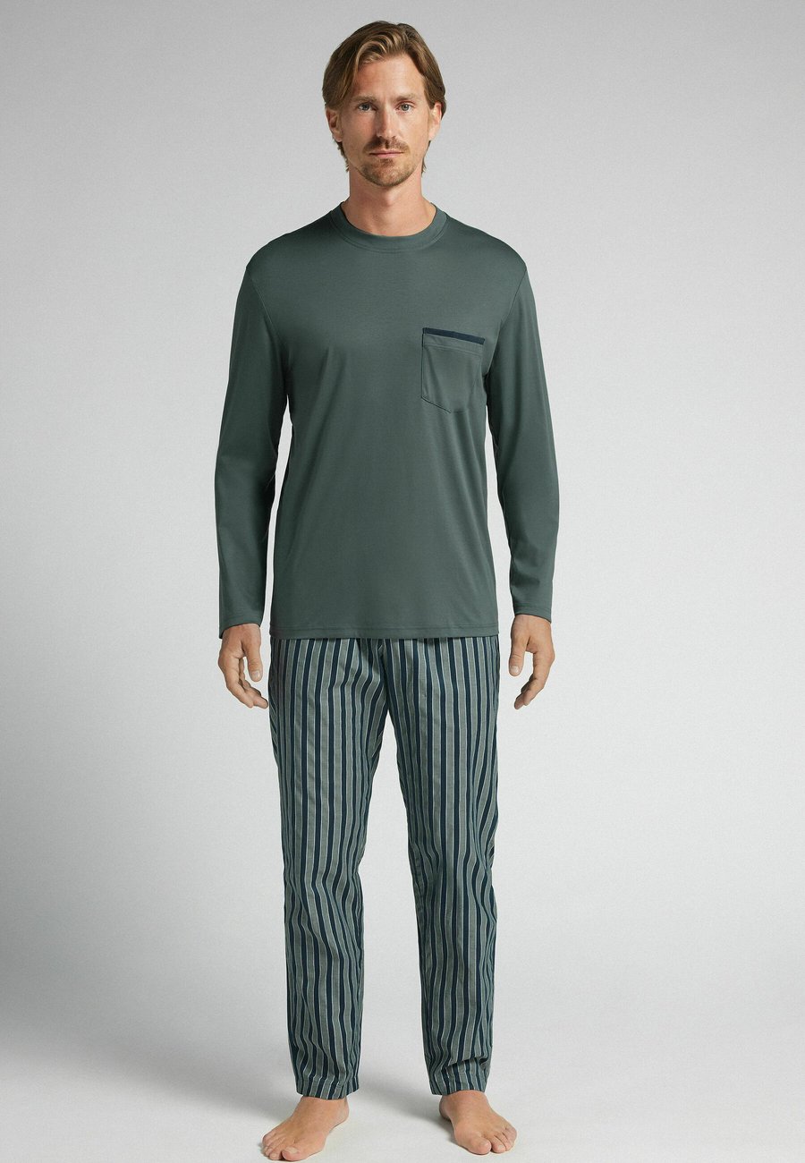 Пижамный комплект IUMAN Intimissimi Uomo Pyjama set, Green/Mottled Light Green
Пижамный комплект IUMAN Intimissimi Uomo Pyjama set, Green/Mottled Light Green