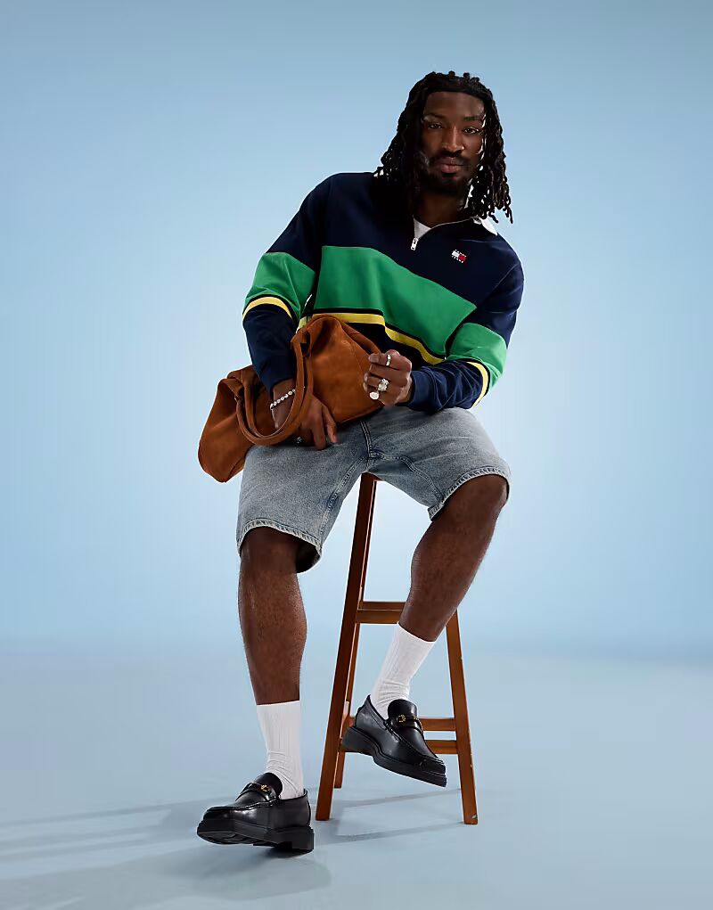 Свободные джинсовые шорты Tommy Jeans Isaac средней степени стирки 
Свободные джинсовые шорты Tommy Jeans Isaac средней степени стирки