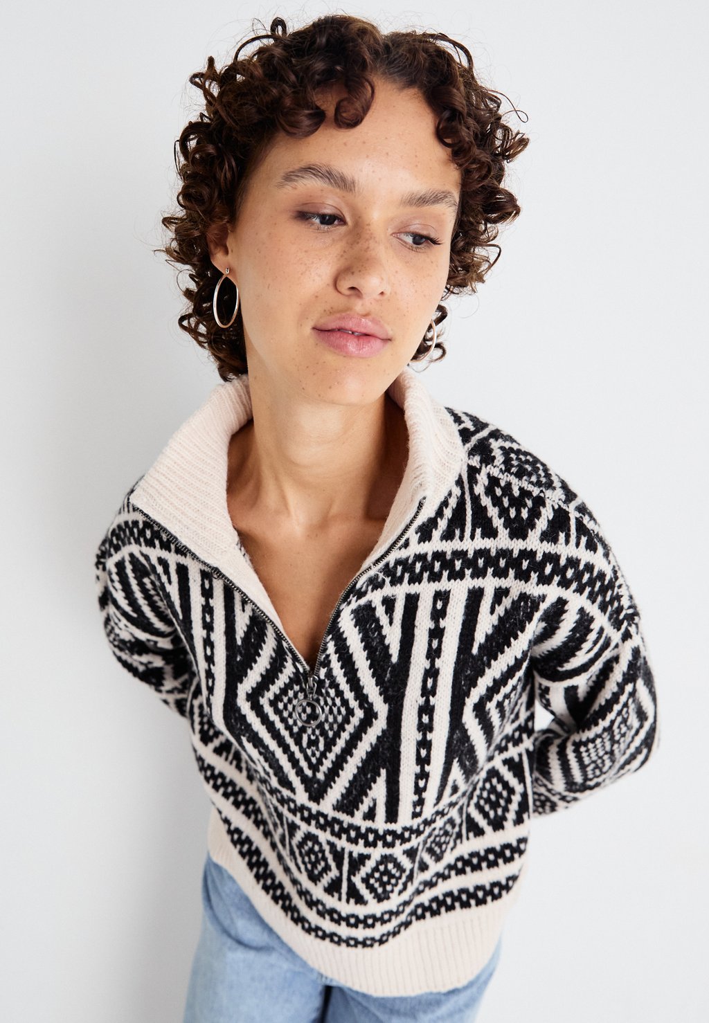 Джемпер ONLFELICIA ZIP ONLY, серый
Джемпер ONLFELICIA ZIP ONLY, серый