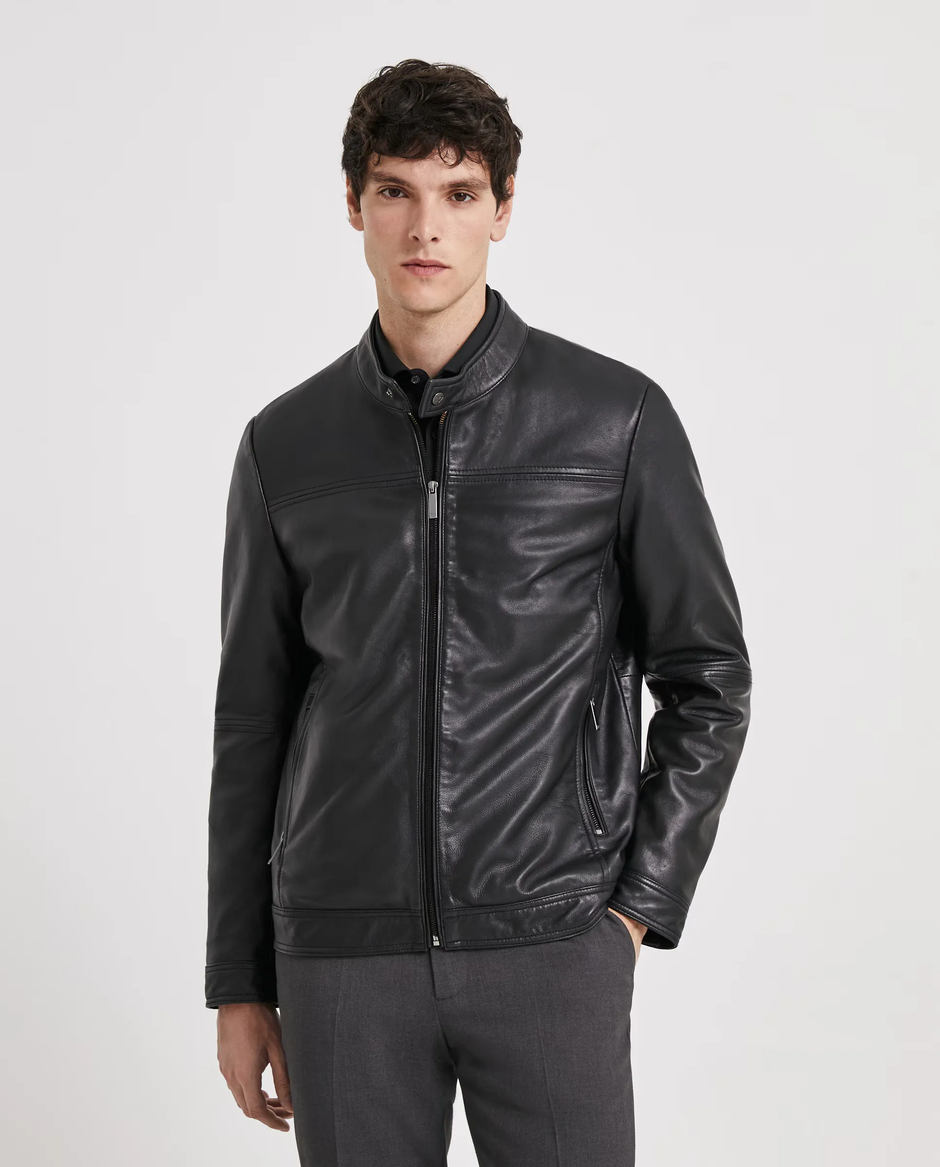 Кожаная косуха байкера мужская Easy Wear, черный
Кожаная косуха байкера мужская Easy Wear, черный