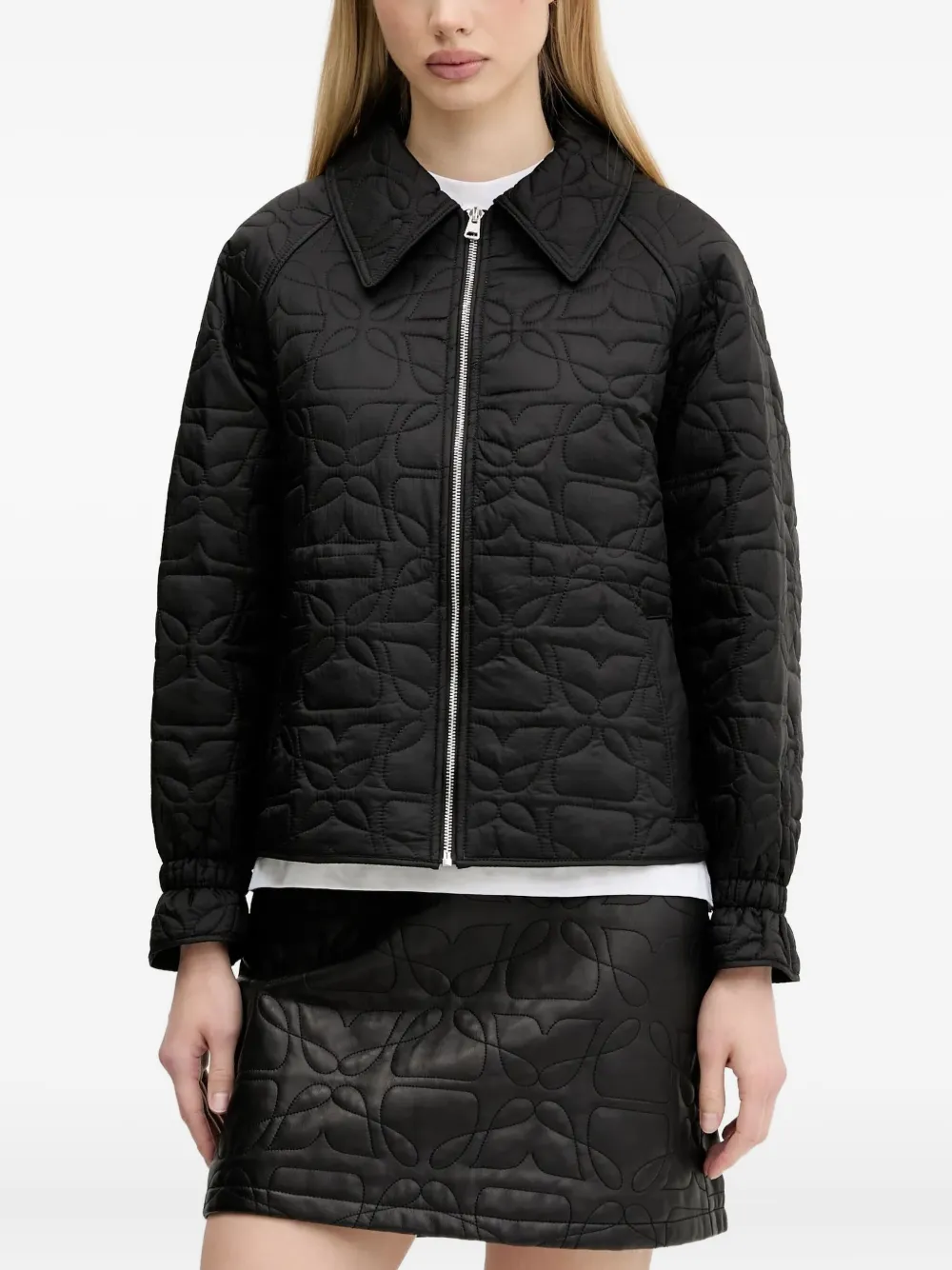 Стеганая куртка с цветочным узором HUGO, черный 
Стеганая куртка с цветочным узором HUGO, черный