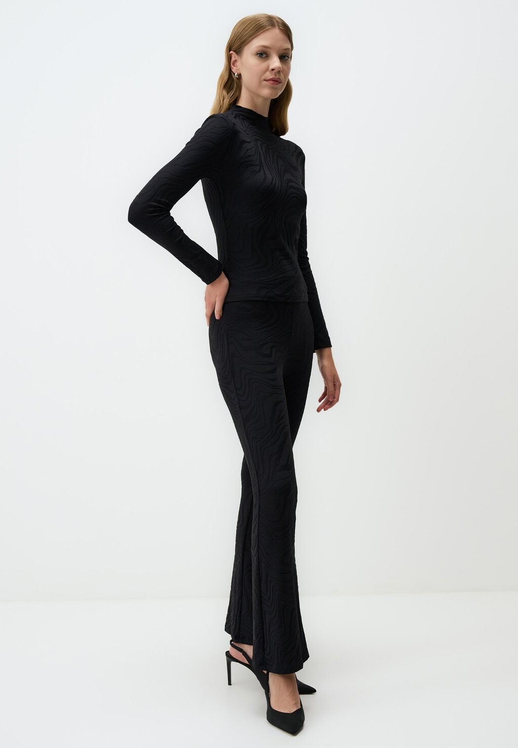 Леггинсы WIDE LEG LINE PATTERNED Leggings Jimmy Key, черный 
Леггинсы WIDE LEG LINE PATTERNED Leggings Jimmy Key, черный