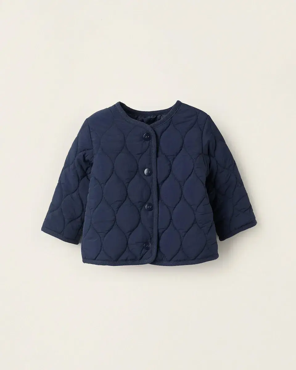 Стеганая детская парка для мальчика с кнопками Zippy, темно-синий
Стеганая детская парка для мальчика с кнопками Zippy, темно-синий